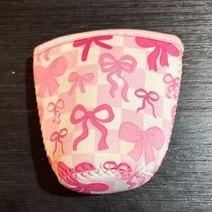 Bow koozie (16oz)